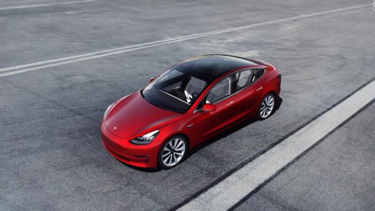 Teslas+Model+3+Has+a+New+Price+Point